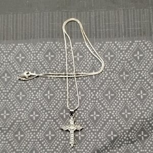 Elegant Silver Cross Pendant Necklace
